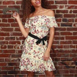 Maje 100% silk Floral Off-Shoulder Dress with Black Belt size 3 ( fits M/L)